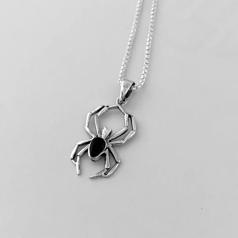 Huitan Cute Spider Pendant